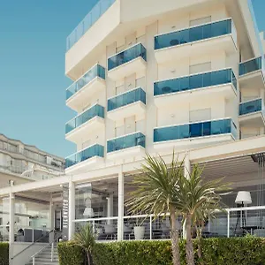 Atlantico Hotel